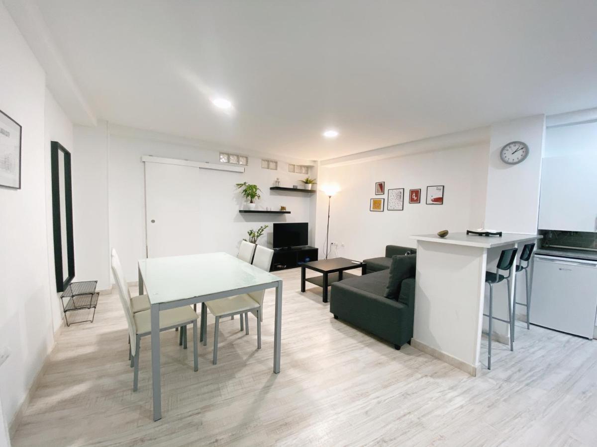 Gmc Turistics - Great Apartment For Groups & Families Màlaga Exteriér fotografie