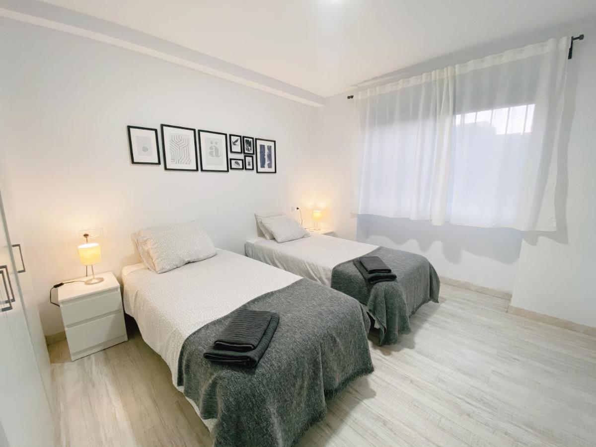 Gmc Turistics - Great Apartment For Groups & Families Màlaga Exteriér fotografie